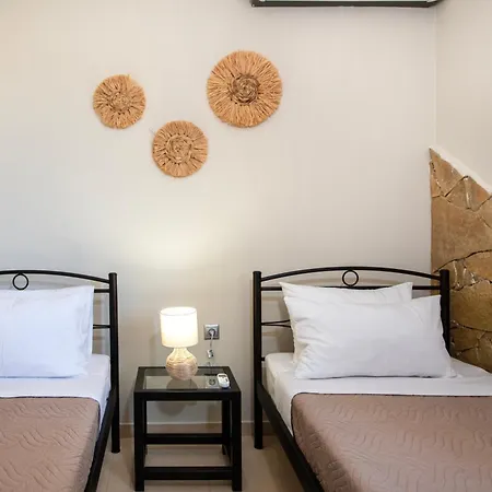 Apartman Gabriel With A Shared Pool Close To The